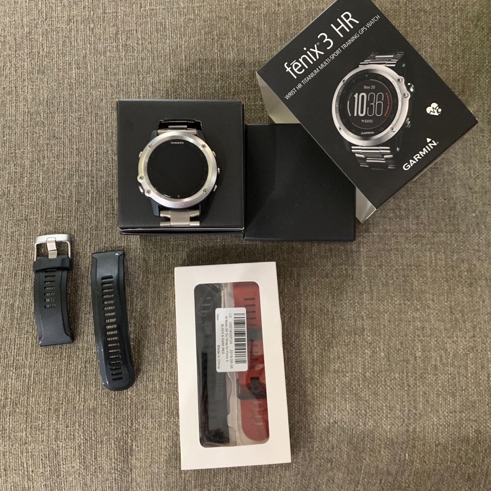 Unisex Garmin Titanium GPS Watch - Picture 3 of 7